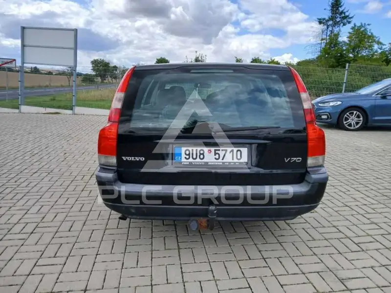 2004 Volvo V70