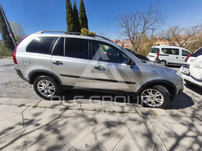 2004 Volvo XC90