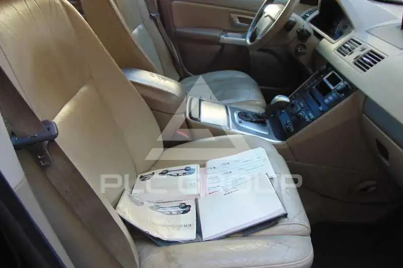 2004 Volvo XC90