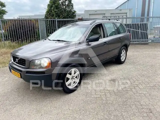 2004 Volvo XC90