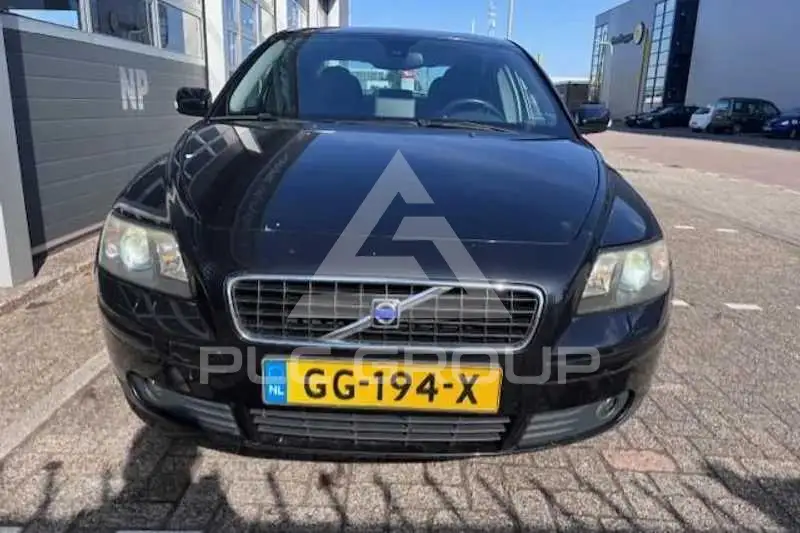 2004 Volvo S40