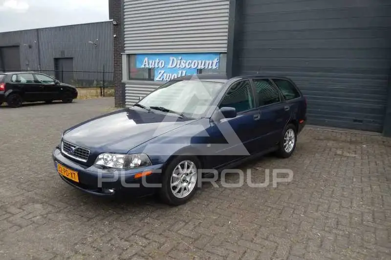 2004 Volvo V40