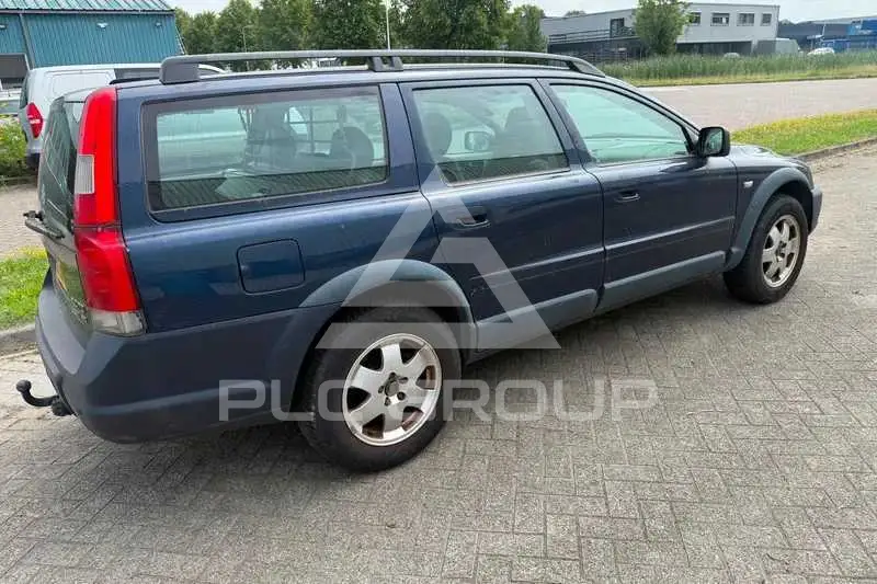 2004 Volvo XC70