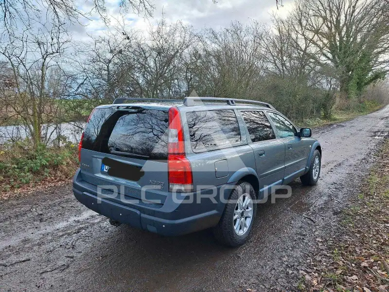 2004 Volvo XC70