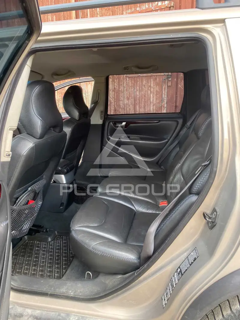 2004 Volvo XC70