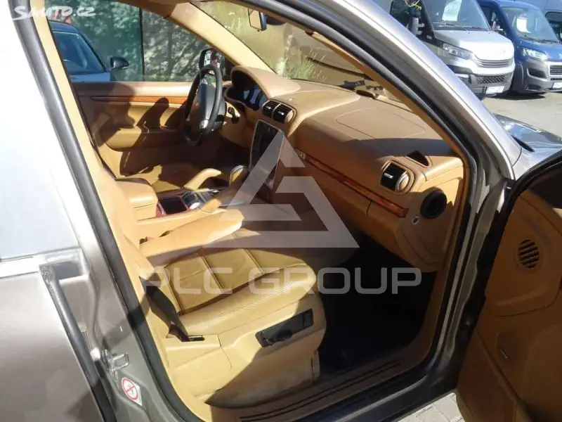 2004 Porsche Cayenne