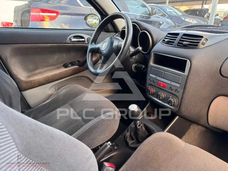 2004 Alfa Romeo 147