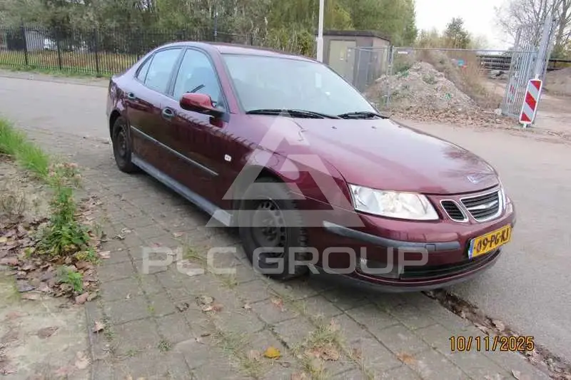 2004 SAAB 9-3