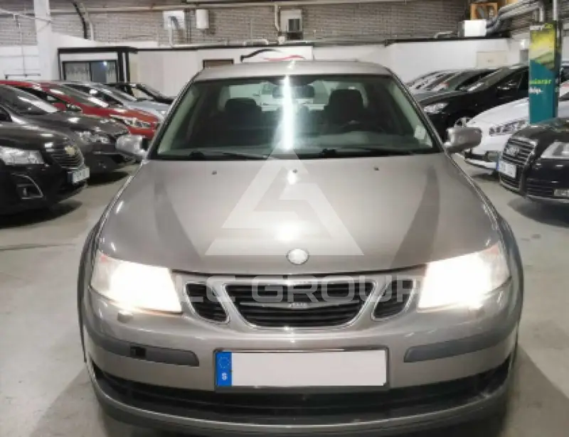 2004 SAAB 9-5