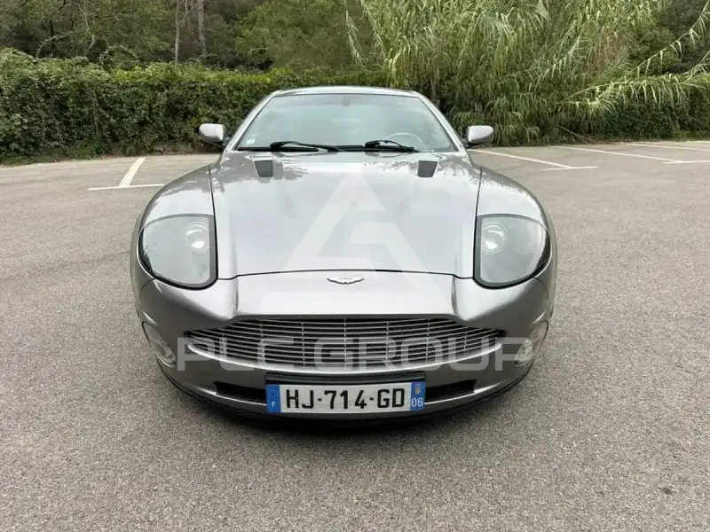 2004 Aston Martin Vanquish