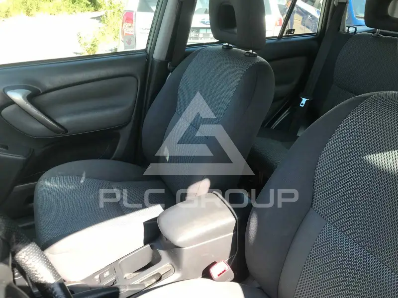 2004 Toyota RAV4