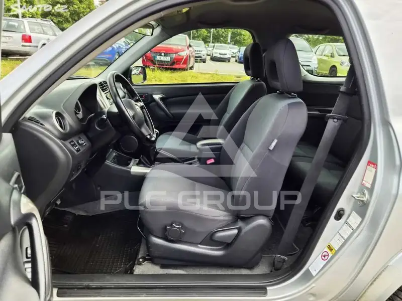 2004 Toyota RAV4