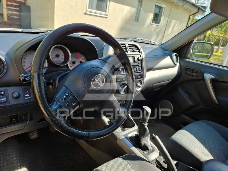 2004 Toyota RAV4