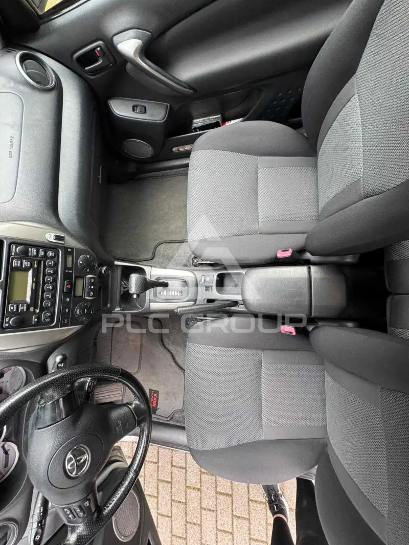 2004 Toyota RAV4