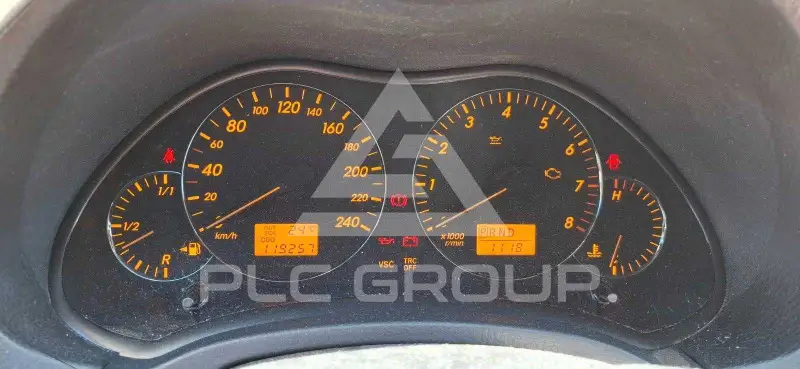 2004 Toyota Avensis
