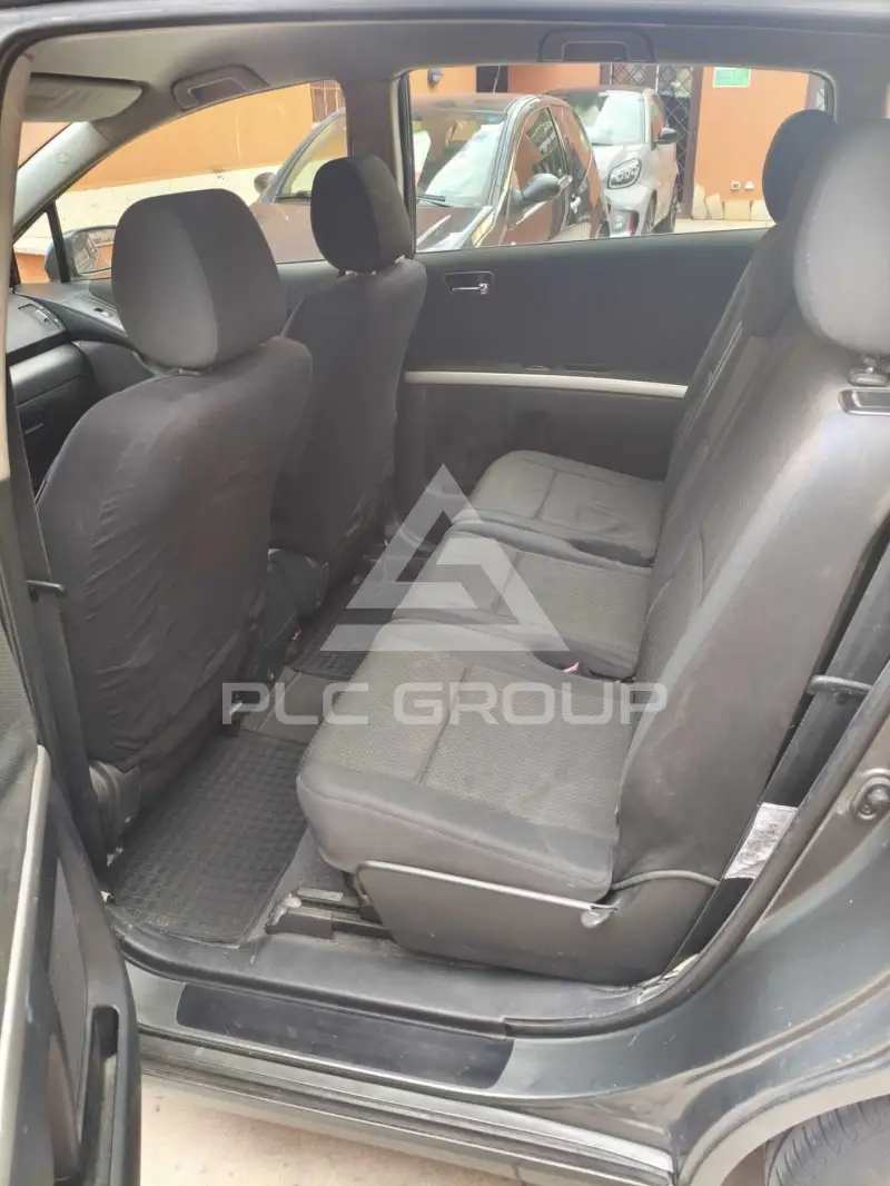 2004 Toyota COROLLA