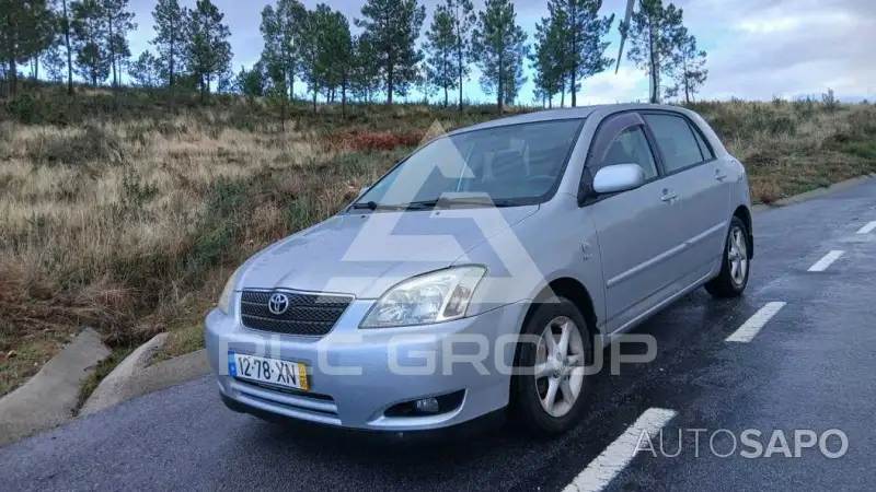 2004 Toyota COROLLA