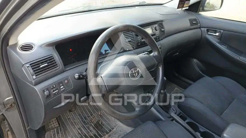2004 Toyota COROLLA