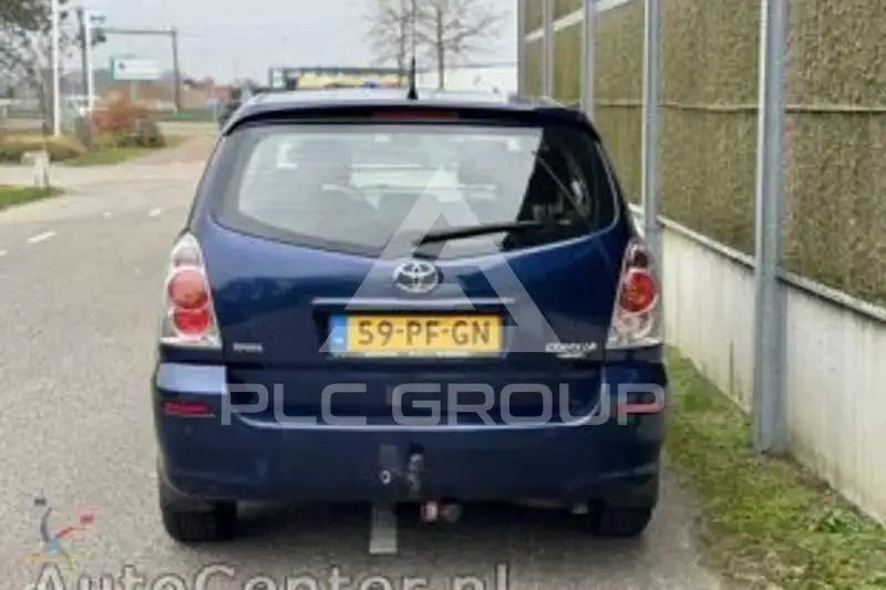 2004 Toyota COROLLA
