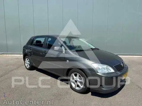 2004 Toyota COROLLA