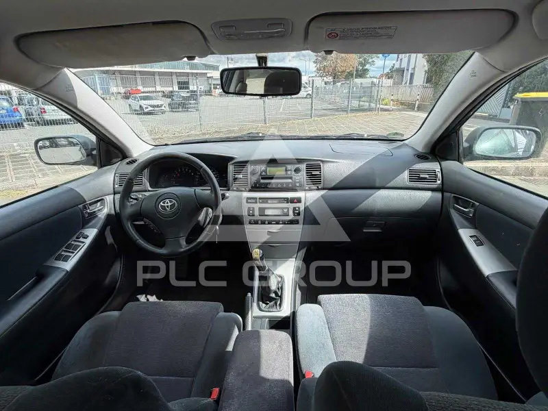 2004 Toyota COROLLA