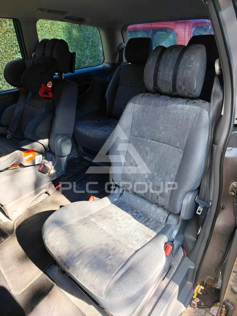 2004 Toyota PREVIA