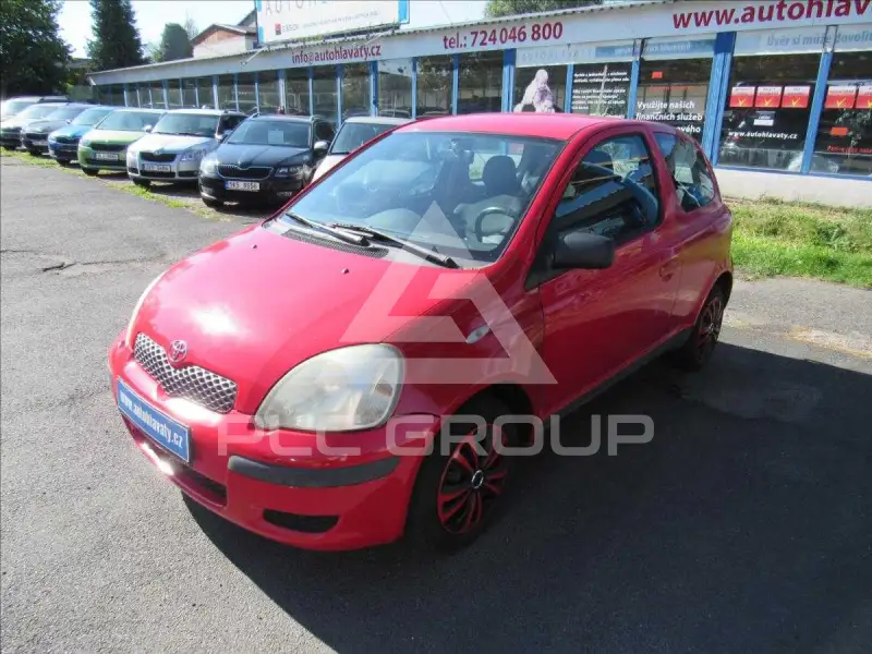 2004 Toyota YARIS