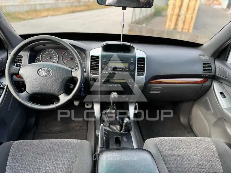 2004 Toyota LAND CRUISER