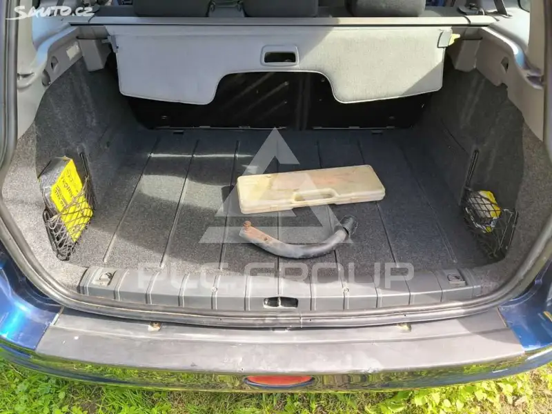2004 Peugeot 206