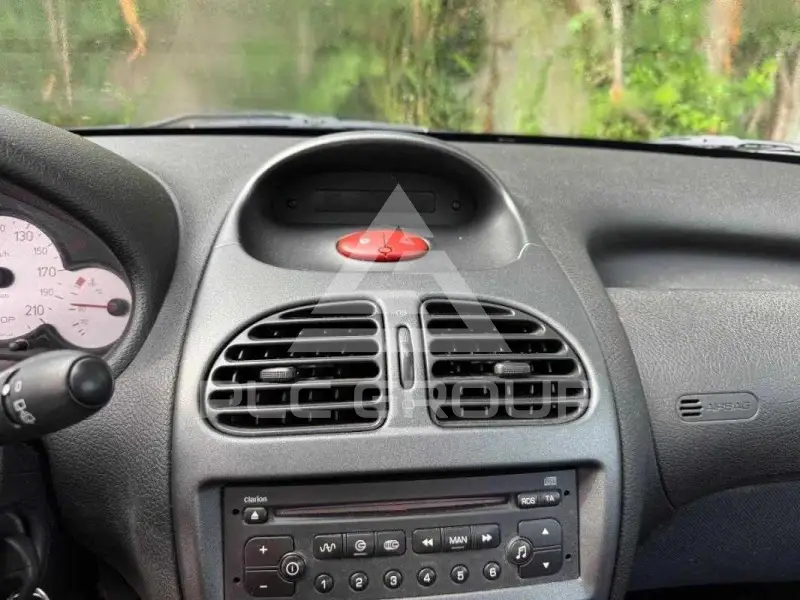 2004 Peugeot 206