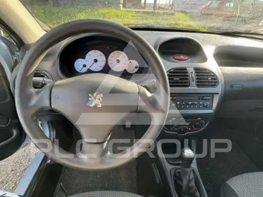 2004 Peugeot 206