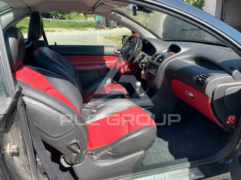 2004 Peugeot 206