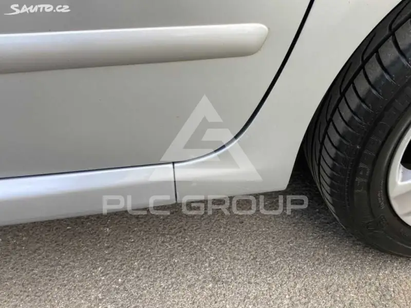 2004 Peugeot 307