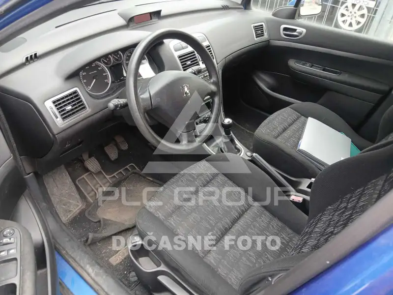 2004 Peugeot 307