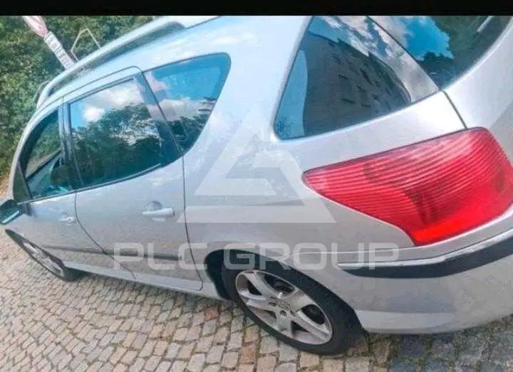 2004 Peugeot 407