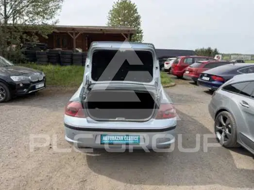 2004 Peugeot 407