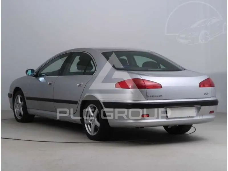 2004 Peugeot 607