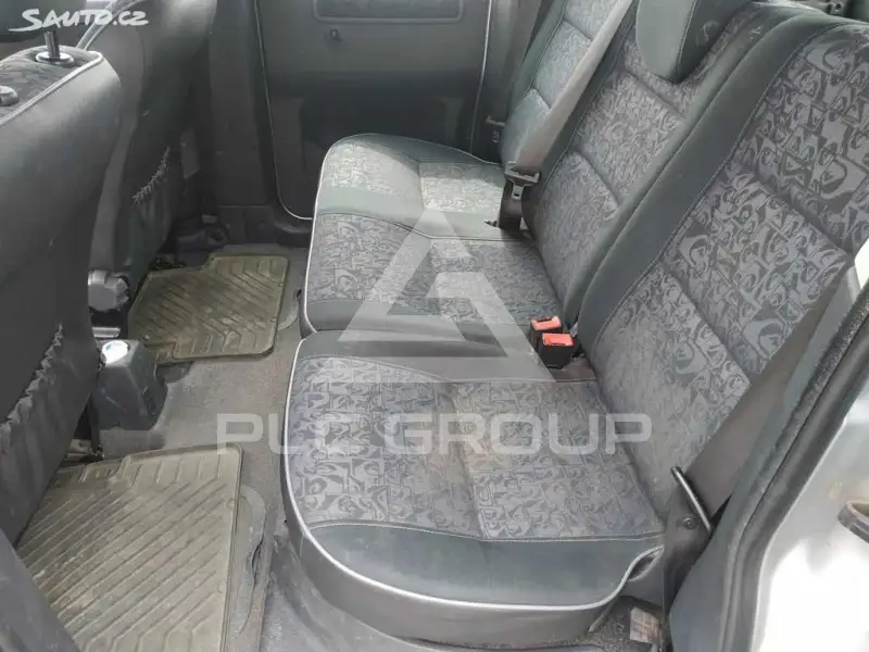 2004 Peugeot Partner
