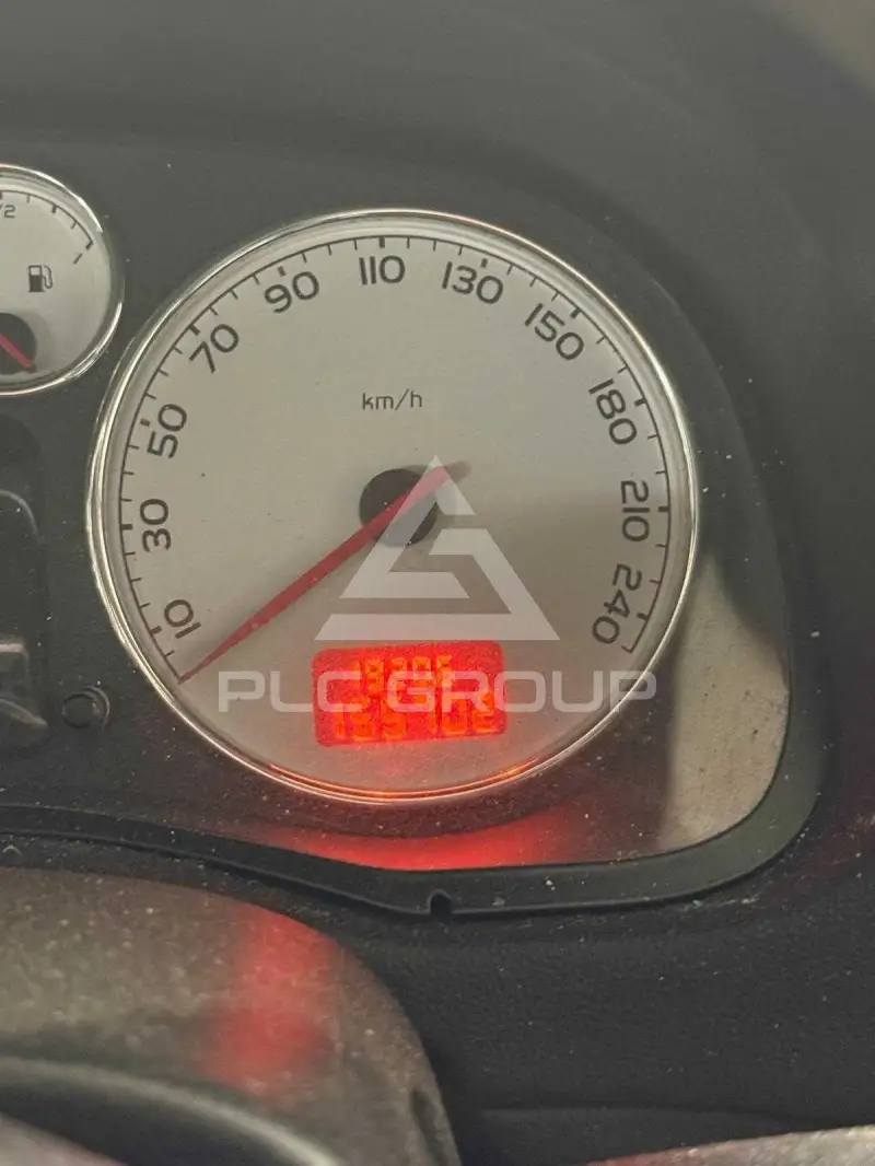 2004 Peugeot 307
