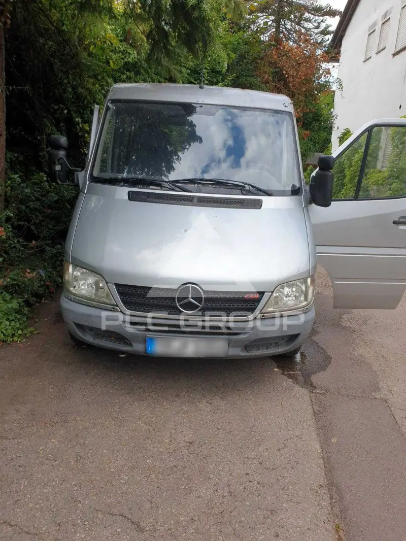 2004 Mercedes Benz Sprinter
