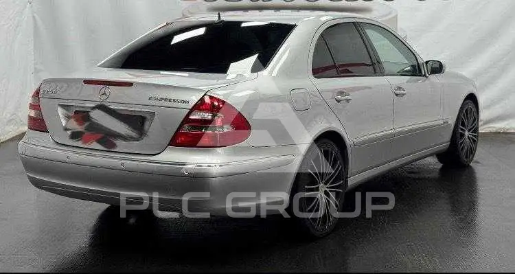 2004 Mercedes Benz E-Class