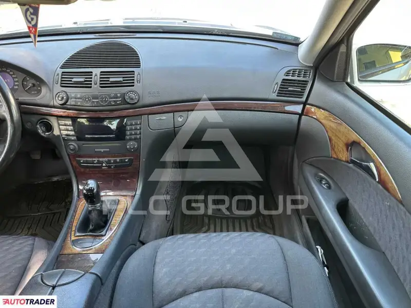 2004 Mercedes Benz E-Class