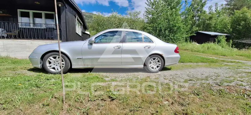 2004 Mercedes Benz E-Class