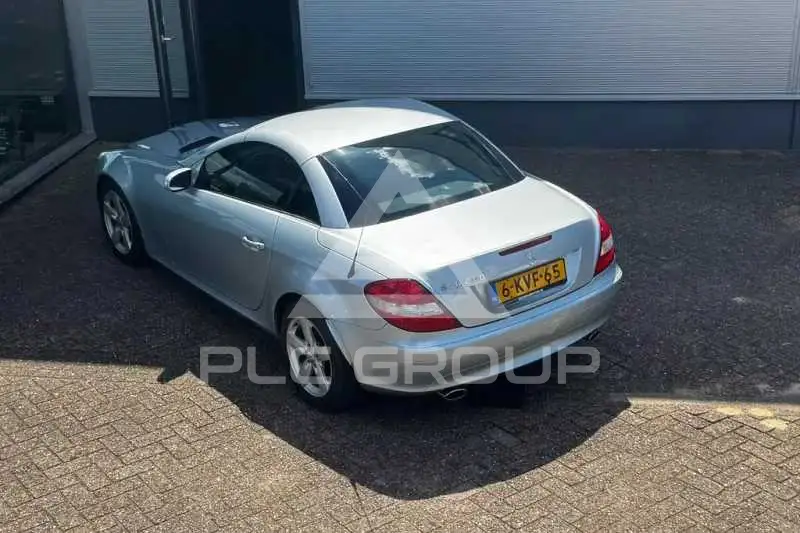 2004 Mercedes Benz SLK-Class