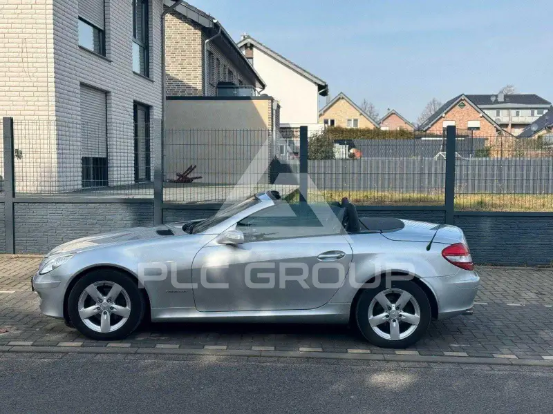 2004 Mercedes Benz SLK-Class