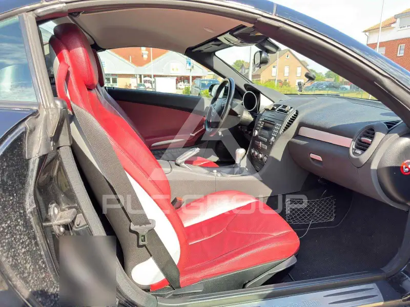 2004 Mercedes Benz SLK-Class