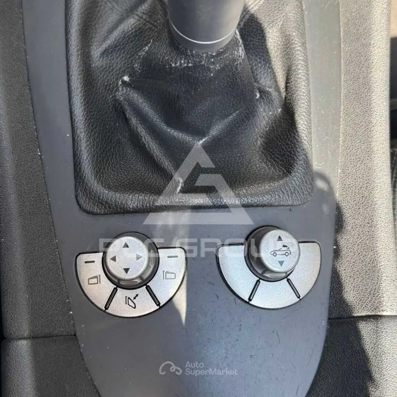 2004 Mercedes Benz SLK-Class