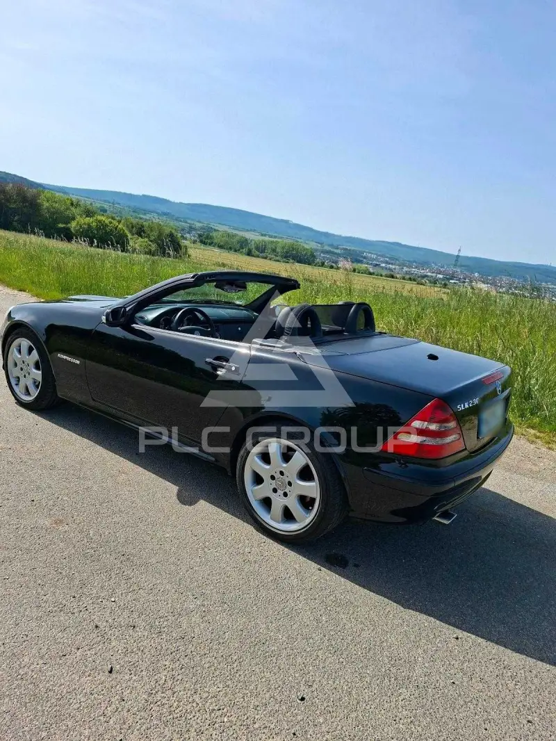 2004 Mercedes Benz SLK-Class