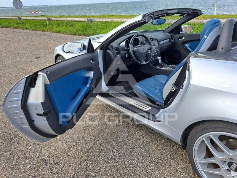 2004 Mercedes Benz SLK-Class
