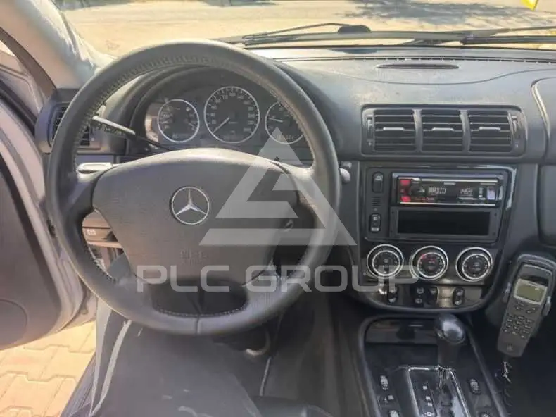 2004 Mercedes Benz ML-Class